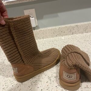 Ugg Tan Knit Crochet boots